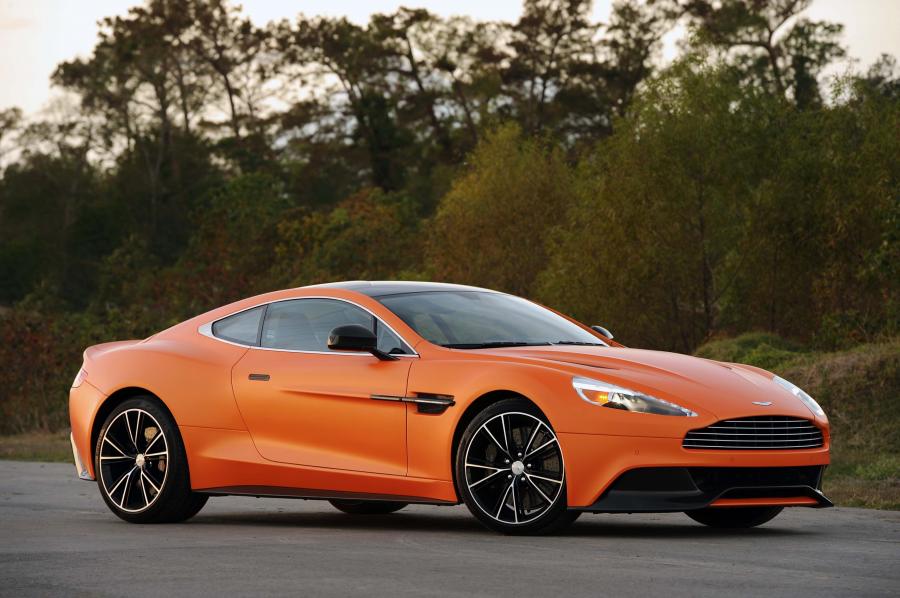  Aston Martin Vanquish 2012 года  (NA) (фото 158 из 182)